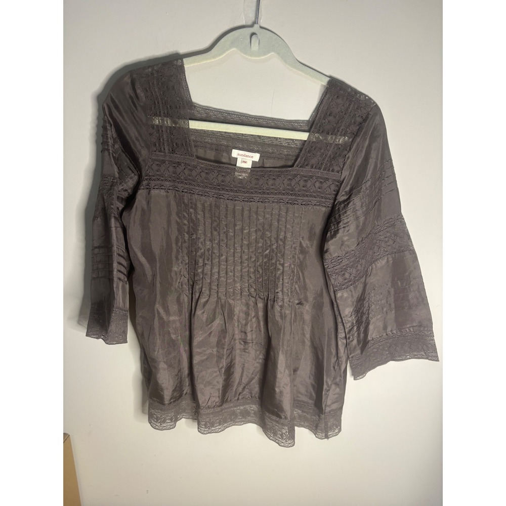 Sundance Silk Blouse Taupe Grey Lace‎ Trim Pintuck Square Neck Top PM Womens